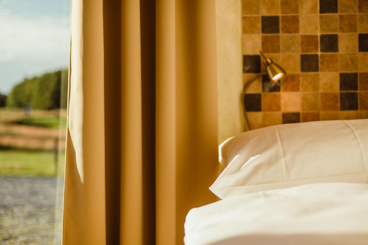 Hotel Dymnik Rumburk Bagian luar foto
