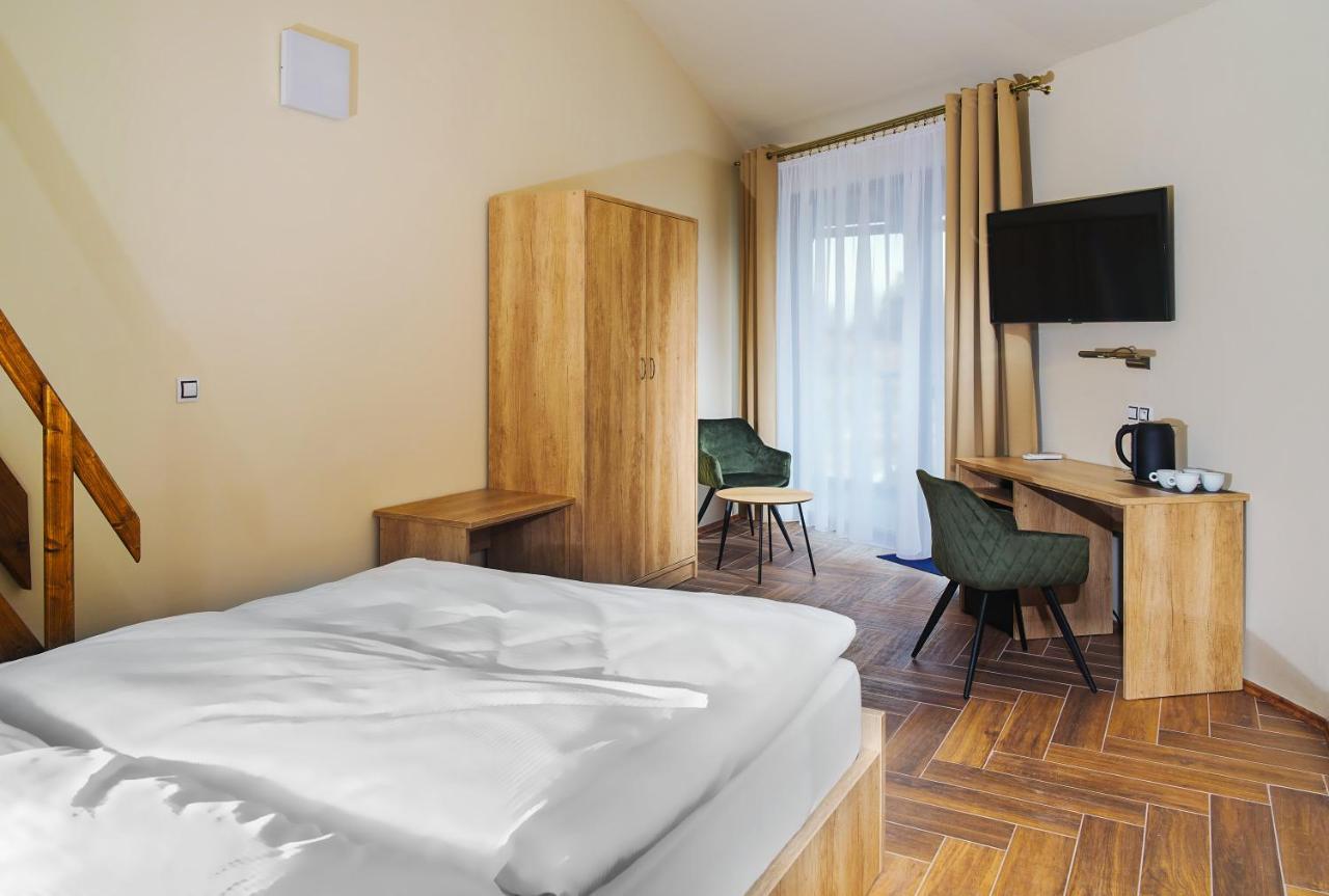 Hotel Dymnik Rumburk Bagian luar foto