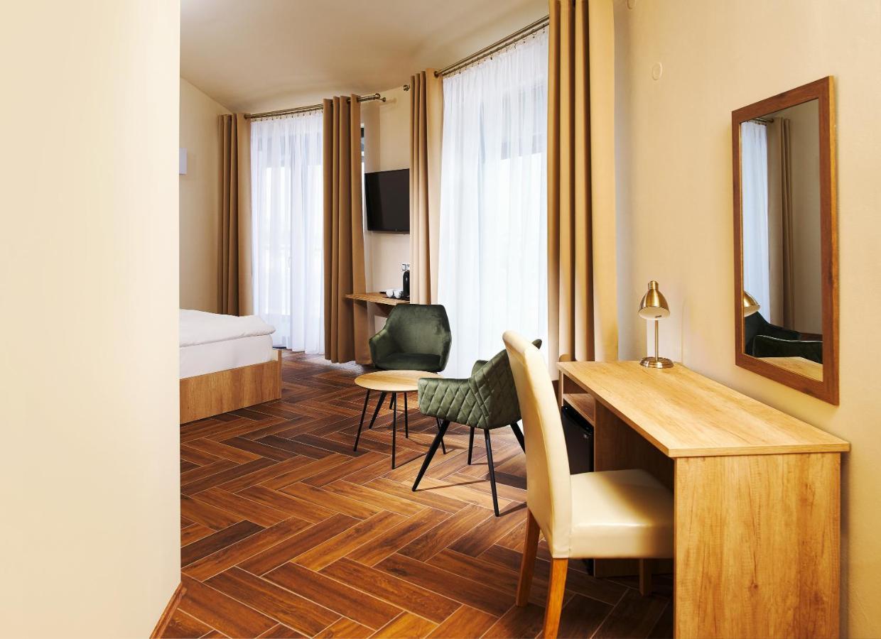 Hotel Dymnik Rumburk Bagian luar foto