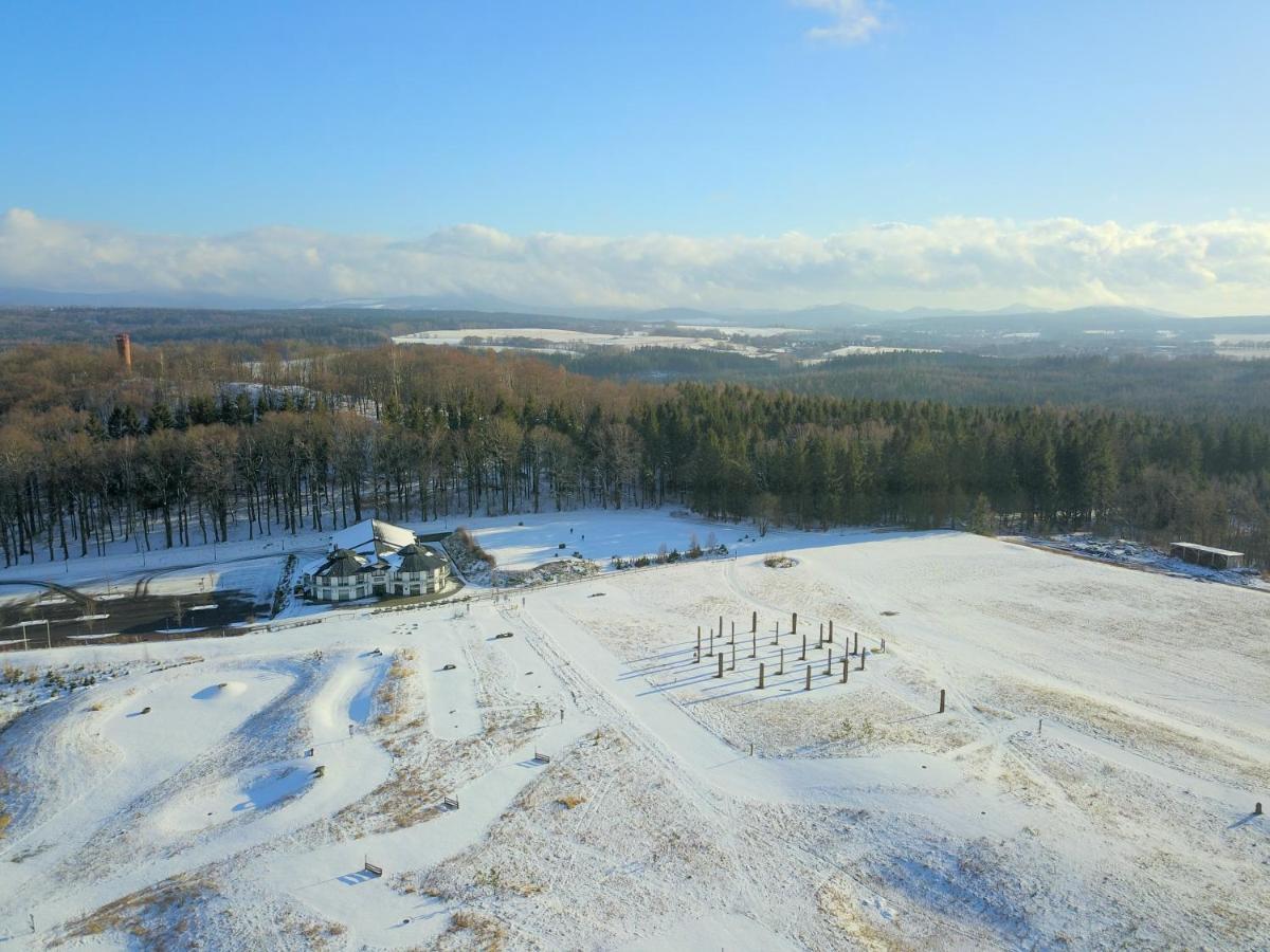 Hotel Dymnik Rumburk Bagian luar foto