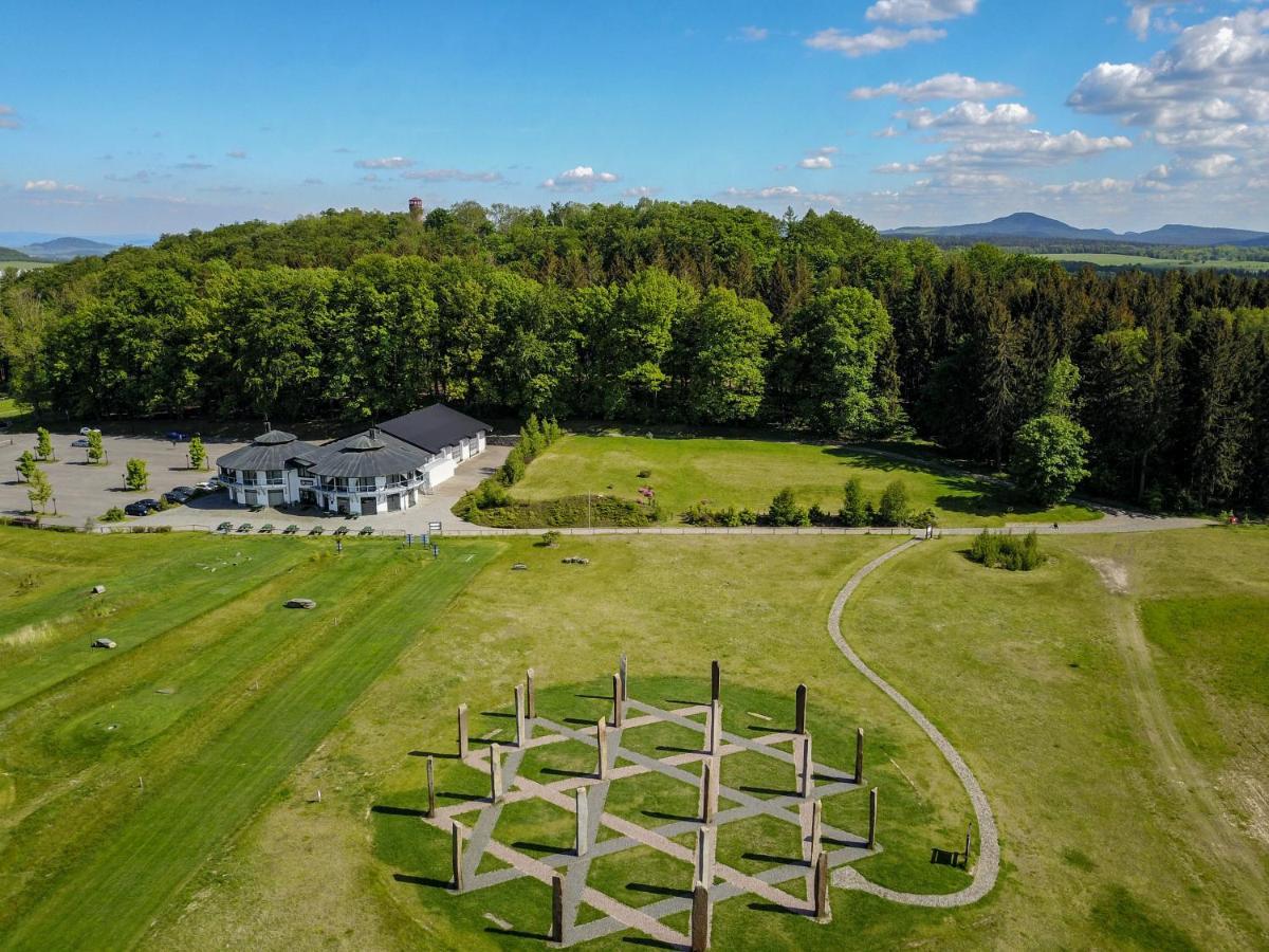 Hotel Dymnik Rumburk Bagian luar foto